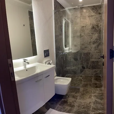 Life Homes Hotel